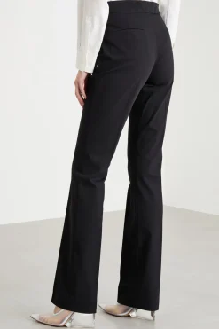 Pantalone slim a vita bassa - Nero