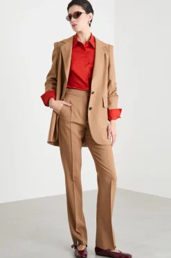 Pantalone slim con tasche - Cammello