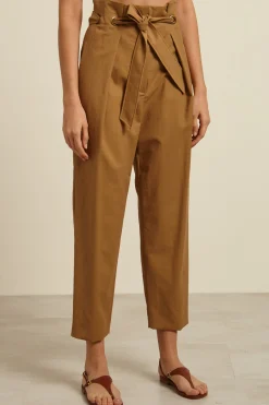 Pantaloni carrot con cintura - Nocciola