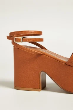 Sandali con tacco platform - Marrone