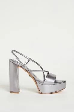Sandalo in pelle laminata con plateau - Argento