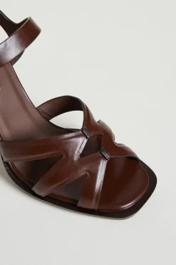 Sandalo in pelle lucida - Marrone
