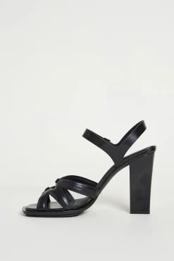 Sandalo in pelle lucida - Nero