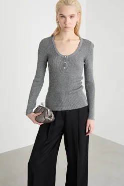 Serafino in maglia laminata - Grigio