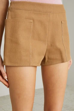 Shorts con maxi tasche - Cammello