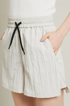 Shorts in tela stropicciata - Ghiaccio