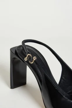 Slingback alta in pelle lucida - Nero
