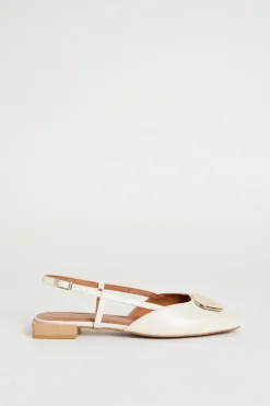 Slingback basse con gioiello - Bianco
