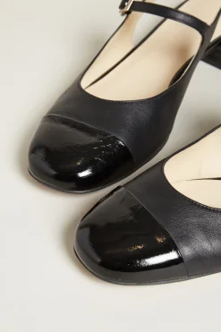 Slingback con punta in vernice - Nero
