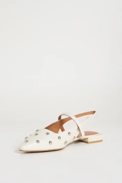 Slingback in pelle con borchie - Bianco