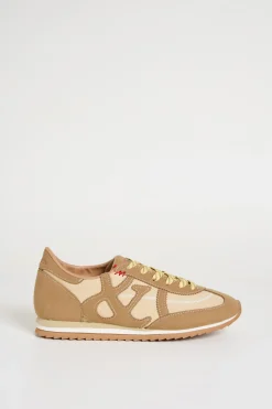 Sneakers in tessuto spalmato - Cammello