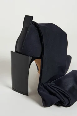 Stivale alto in tessuto stretch - Nero