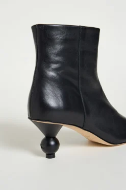 Stivaletto in pelle - Nero