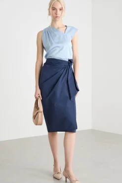 Top con scollo asimmetrico - Azzurro
