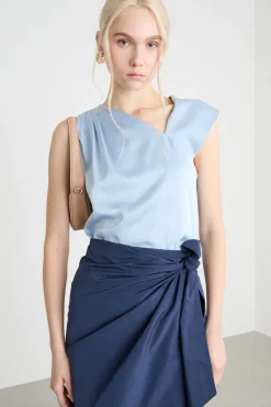 Top con scollo asimmetrico - Azzurro
