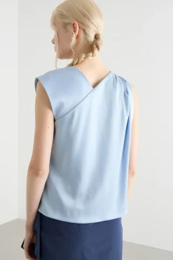 Top con scollo asimmetrico - Azzurro