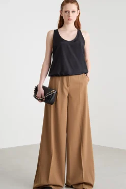 Top con spacco - Nero