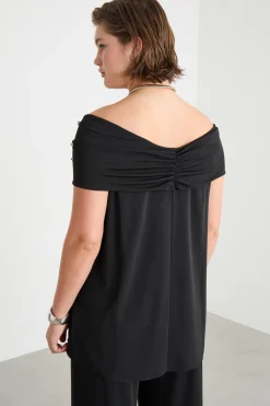 Top off-shoulder con applicazioni - Nero