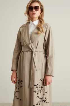 Trench con ricamo - Sabbia