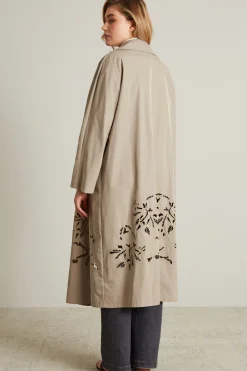 Trench con ricamo - Sabbia