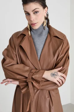 Trench in nappa con cintura - Cuoio