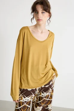T-shirt con ampio scollo - Giallo