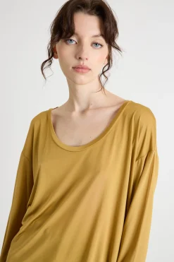 T-shirt con ampio scollo - Giallo