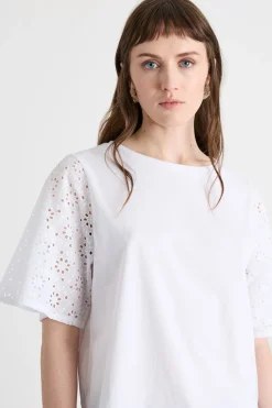 T-shirt con maniche ricamate - Bianco