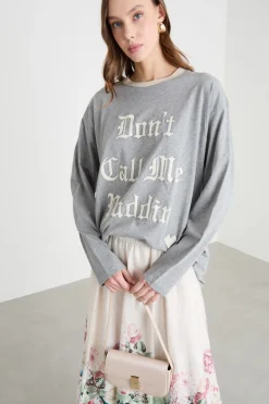 T-shirt con ricamo - Grigio