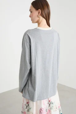 T-shirt con ricamo - Grigio