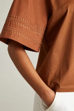 T-shirt con ricamo - Mattone