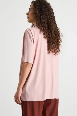 T- shirt con ricamo - Rosa