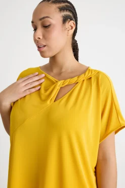T-shirt in jersey con dettaglio torchon - Giallo