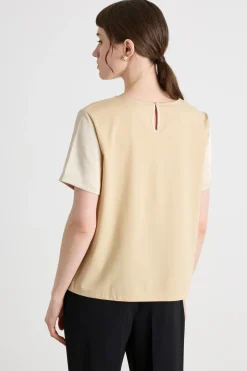 T-shirt in raso tecnico e jersey - Cammello