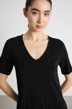 T-shirt lunga in jersey crepe - Nero